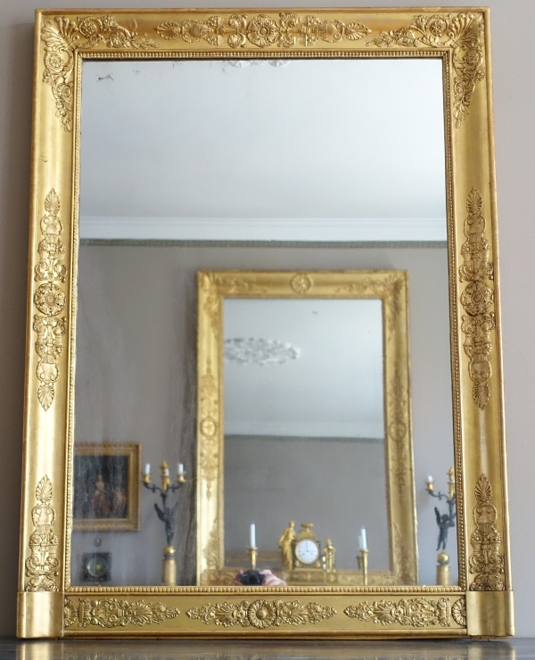 Miroir de cheminée d'époque Empire Restauration, bois doré glace au mercure - 91,5cm x 123cm