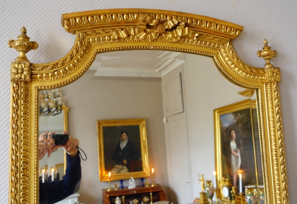 Louis XVI style gilt wood mirror, late 19th century - 128cm x 84cm