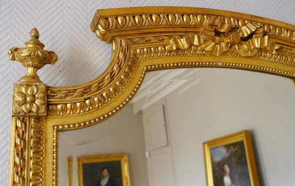 Louis XVI style gilt wood mirror, late 19th century - 128cm x 84cm