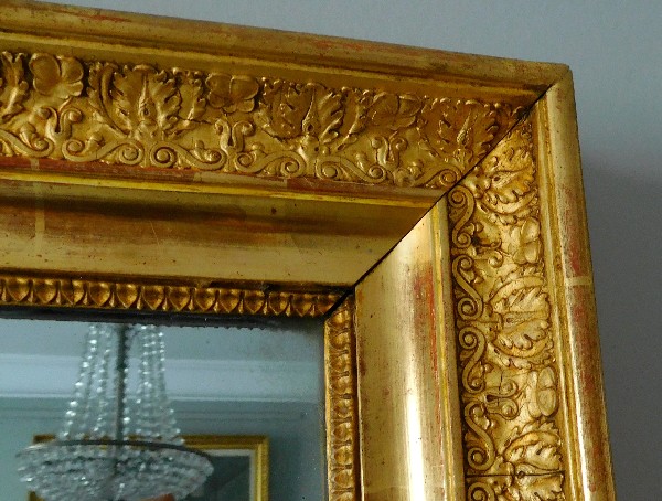 Miroir d'époque Empire, glace au mercure, cadre en bois doré à la feuille d'or - 88cm X 110cm