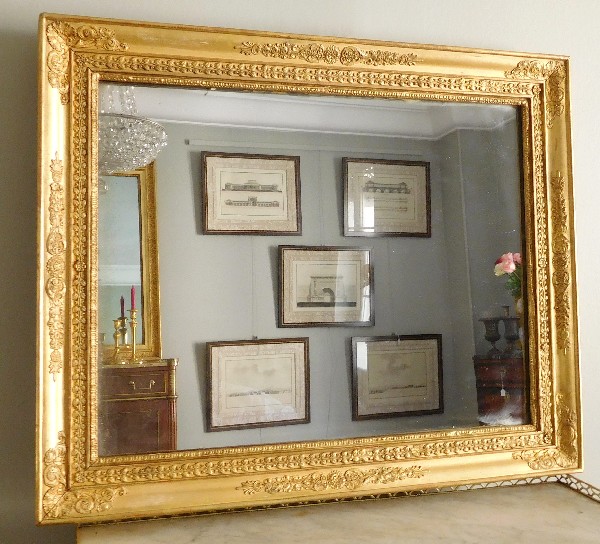 Miroir d'époque Empire, glace au mercure, cadre en bois doré à la feuille d'or - 46cm X 69cm