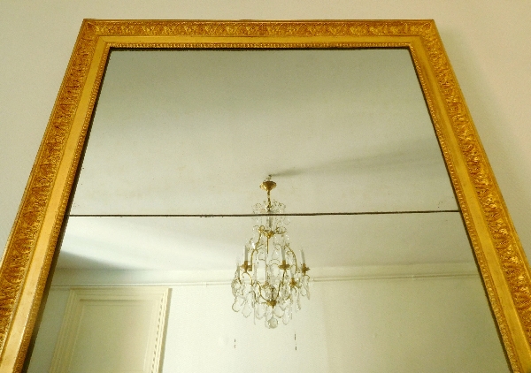 Grand miroir de cheminée, cadre en bois doré, glace au mercure, époque Empire - 197cm