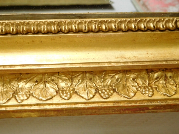 Miroir d'époque Empire, glace au mercure, cadre en bois doré à la feuille d'or - 65cm x 76cm