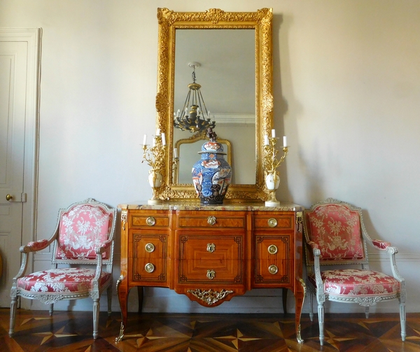 Miroir d'entre deux ou de cheminée de style Louis XIV Régence en bois doré, glace au mercure 160cm x 96cm