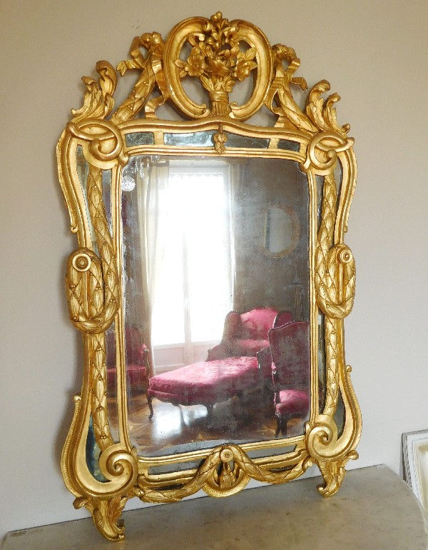 Large gilt wood mirror - Louis XV period - France circa 1765