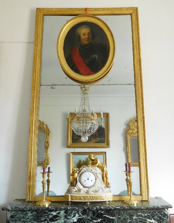 Grand miroir de cheminée, cadre en bois doré, glace au mercure, époque Louis XVI - 200cm