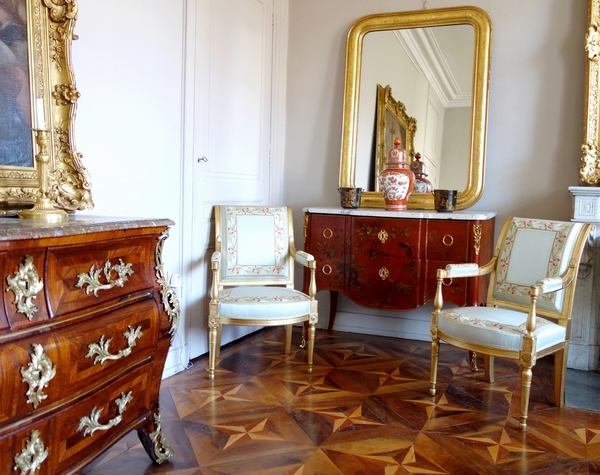 Napoleon III mirror, gold leaf gilt wood frame, mercury glass, mid 19th century