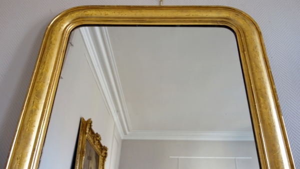 Miroir en bois doré à la feuille d'or, glace au mercure scintillante, époque Napoléon III