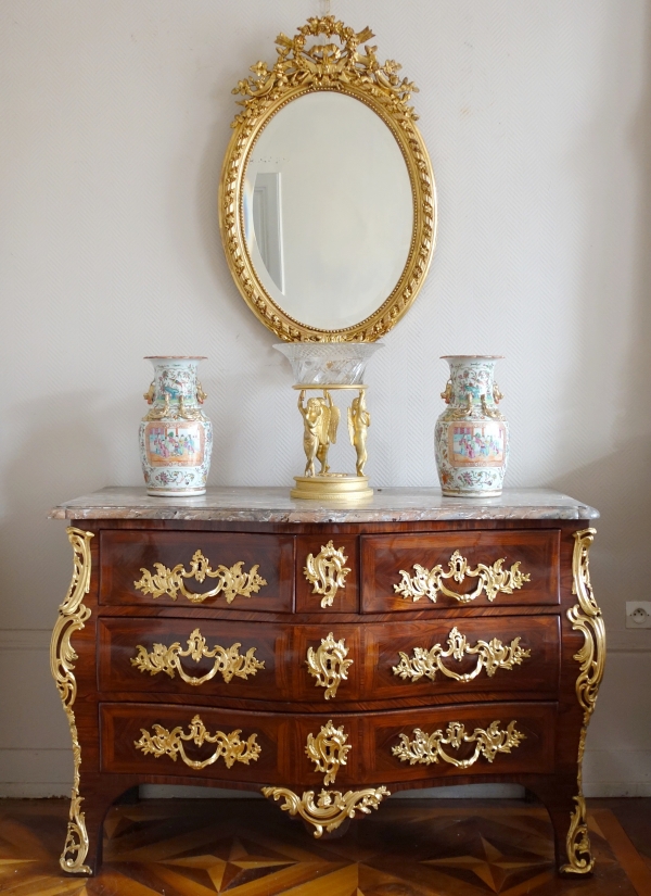 Grand miroir ovale de style Louis XVI en bois doré à la feuille d'or époque Napoléon III - 95,5cm x 60cm