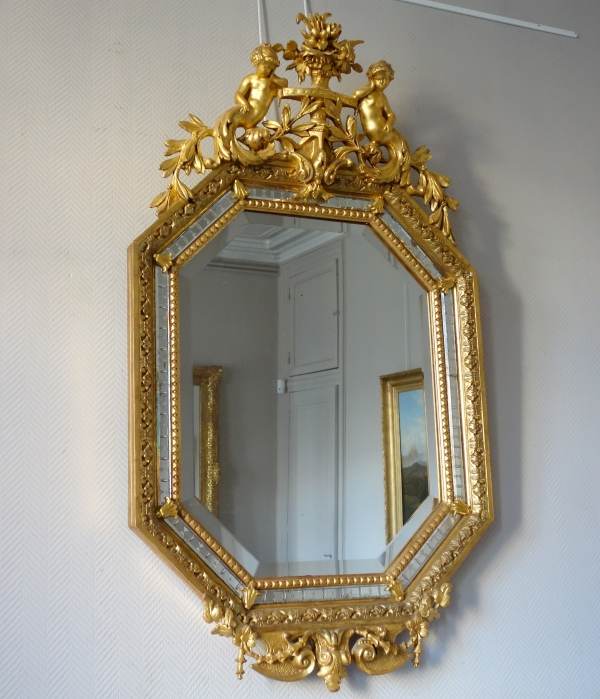 Miroir à parecloses d'époque Napoléon III en bois doré - 145cm x 85cm