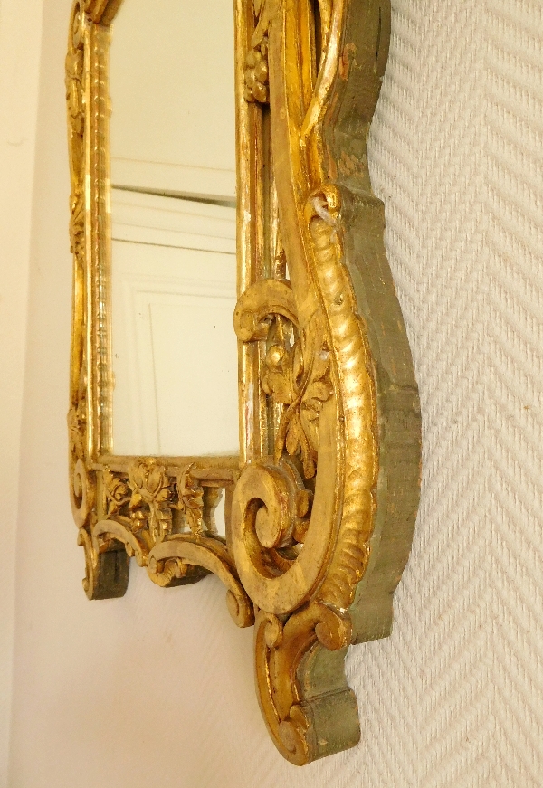 Miroir en bois doré, travail provencal d'époque Louis XV - Transition 96cm x 60cm