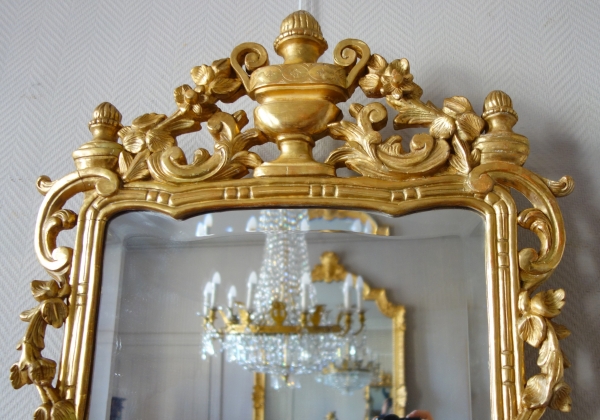 Louis XV gilt wood mirror, South of France, 18th century circa 1770 - 96cm x 60cm