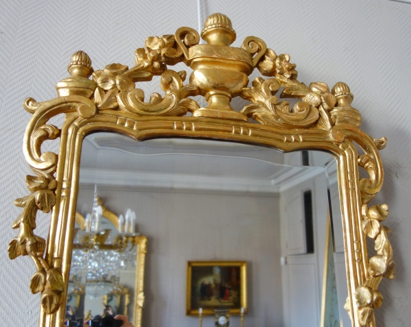 Miroir en bois doré, travail provencal d'époque Louis XV - Transition - 96cm x 60cm