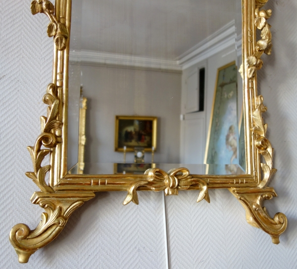 Miroir en bois doré, travail provencal d'époque Louis XV - Transition - 96cm x 60cm