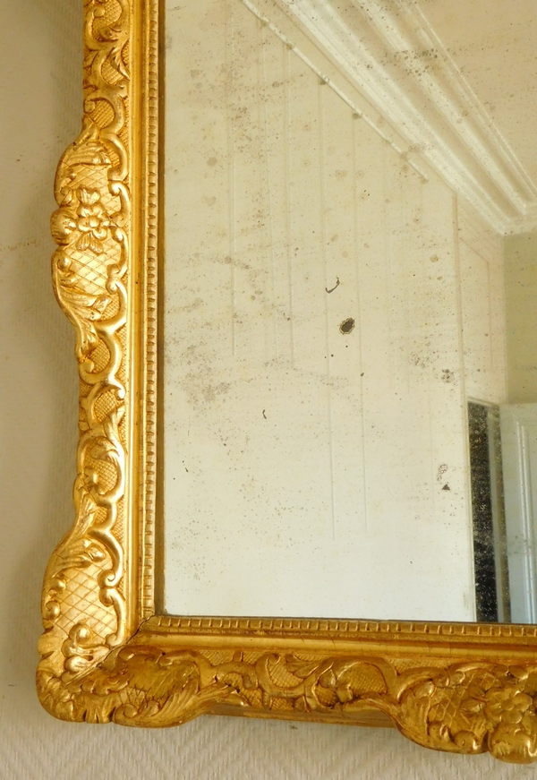 Miroir en bois doré d'époque Louis XIV - Régence - dorure à la feuille d'or - 75cm x 57cm