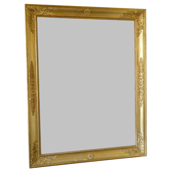 Miroir Empire de cheminée ou à suspendre d'époque Restauration en bois doré - 100cm x 127cm