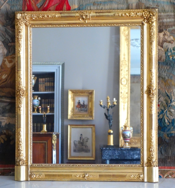 Petit Miroir de cheminée de style Louis XV en bois doré, époque Napoléon III - 108cm x 90cm