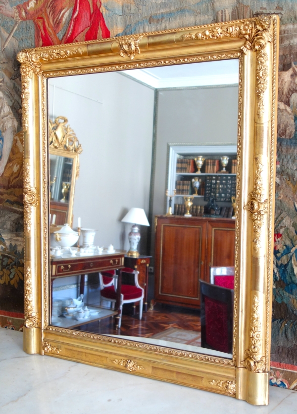 Petit Miroir de cheminée de style Louis XV en bois doré, époque Napoléon III - 108cm x 90cm