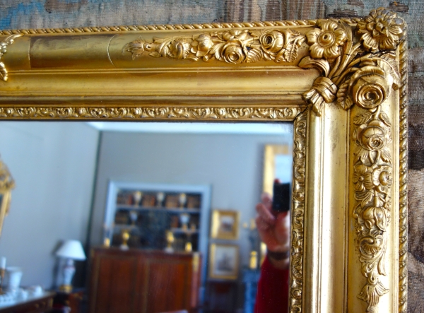 Petit Miroir de cheminée de style Louis XV en bois doré, époque Napoléon III - 108cm x 90cm