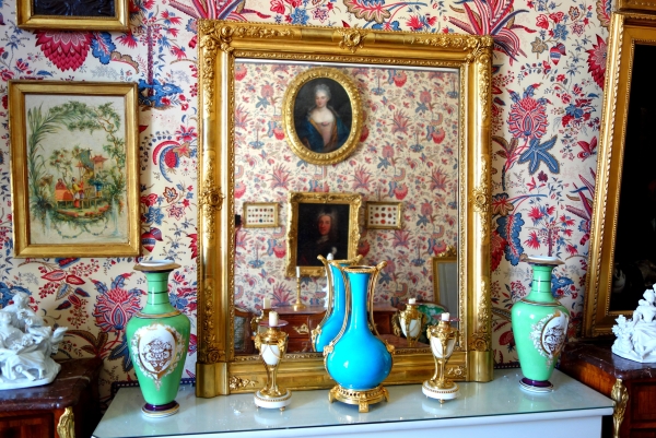 Petit Miroir de cheminée de style Louis XV en bois doré, époque Napoléon III - 108cm x 90cm