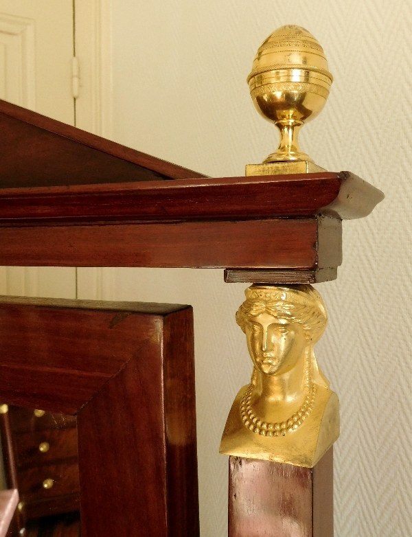 Miroir psyché en acajou et bronze doré, glace au mercure, époque Consulat - Retour d'Egypte