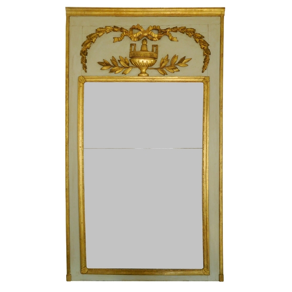 Trumeau, miroir de boiserie d'époque Louis XVI en bois laqué et doré, glace au mercure