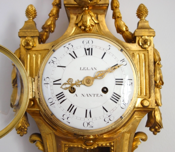 Osmond : cartel en bronze ciselé et doré d'époque Louis XVI - signé