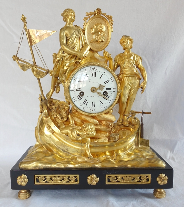 Pendule de l'allégorie du commerce maritime en bronze doré - époque Louis XVI vers 1775
