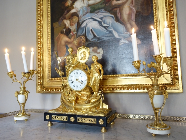 Pendule de l'allégorie du commerce maritime en bronze doré - époque Louis XVI vers 1775