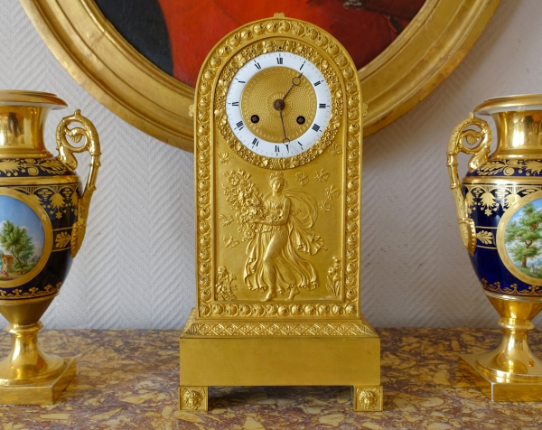 Empire ormolu clock, allegory of spring - 35.5cm