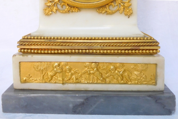 French Consulate marble and ormolu clock, early 19th century - circa 1800