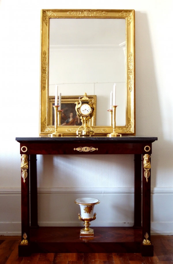 Directoire ormolu and patinated bronze clock - late 18th century