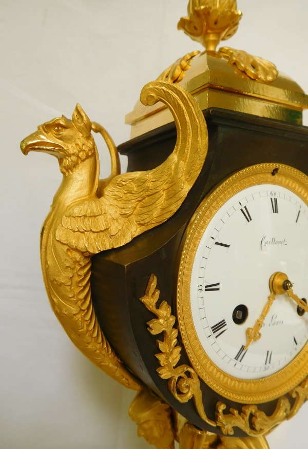 Directoire ormolu and patinated bronze clock - late 18th century