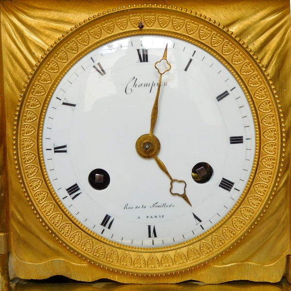Pendule La Liseuse, d'après Reiche par Claude Galle & Champion, bronze doré, époque Empire
