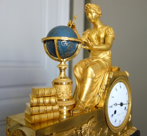 Claude Galle & Piolaine - pendule L'étude de l'Astronomie, bronze doré au mercure - époque Empire