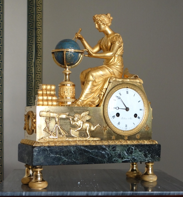 Claude Galle & Piolaine - pendule L'étude de l'Astronomie, bronze doré au mercure - époque Empire
