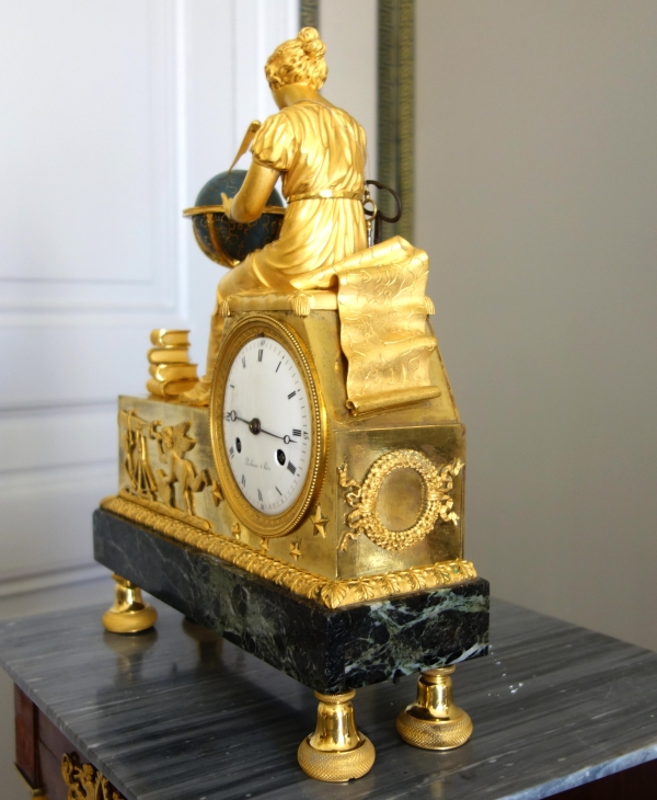 Claude Galle & Piolaine - pendule L'étude de l'Astronomie, bronze doré au mercure - époque Empire