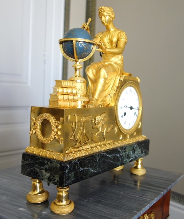 Claude Galle & Piolaine - pendule L'étude de l'Astronomie, bronze doré au mercure - époque Empire