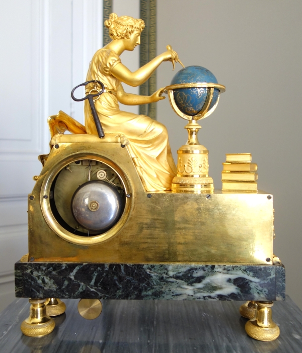 Claude Galle & Piolaine - pendule L'étude de l'Astronomie, bronze doré au mercure - époque Empire