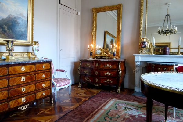 Louis XV ormolu clock, allegory of study and time signed Lepeaute, clock maker of the king - 18th century