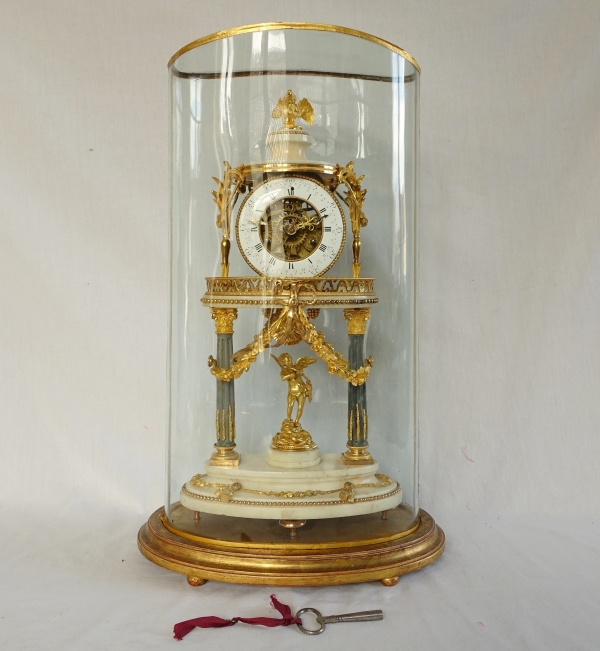 Louis XVI mantel clock and its dome - late 18th century