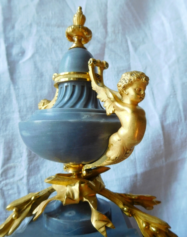 Louis XVI style ormolu and blue marble clock, 19th century