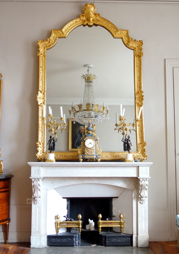 Louis XVI style ormolu and blue marble clock, 19th century