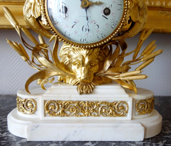 Ormolu and white marble fountain-shaped clock, 18th century