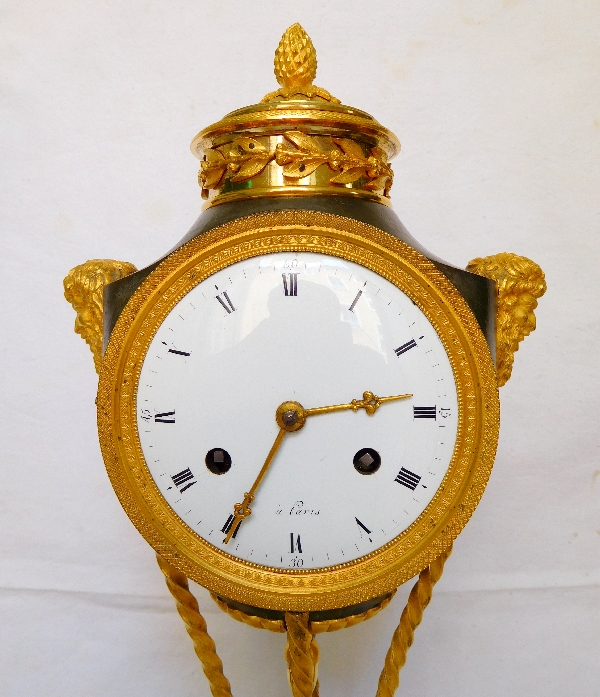 Directoire ormolu and patinated bronze clock - late 18th century