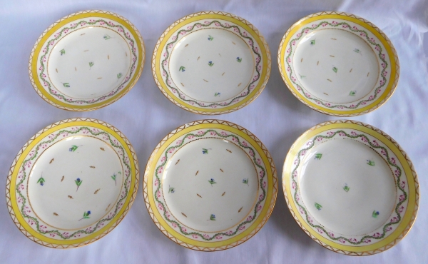 Manufacture Potter : set of 12 Paris porcelain table plates - late 18th century circa 1790