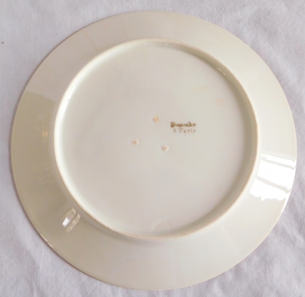 Deroche manufacture : 12 Paris porcelain table plates gilt with fine gold, early 19th century