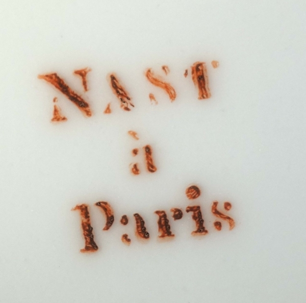 Manufacture Nast - suite de 12 assiettes de table en porcelaine blanche & or, signées (20 disponibles)