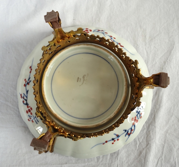 Set of 4 Imari porcelain serving plates, Japan, 19th century