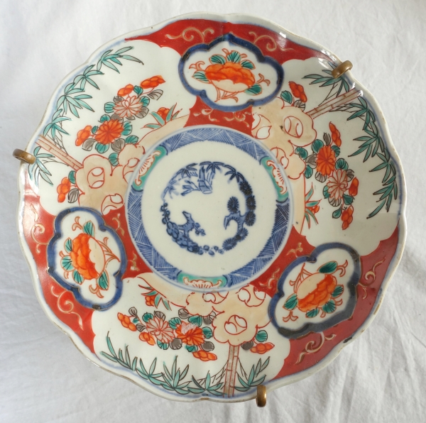 Set of 4 Imari porcelain serving plates, Japan, 19th century